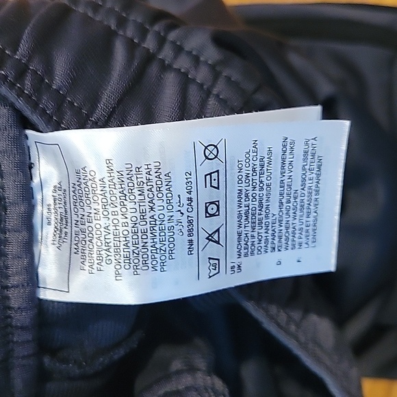 Men's Small Adidas Running/Soccer Pant with Drawstring waist - Picture 3 of 4